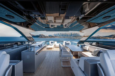 Riva 102´ Corsaro Super Exterior (img-14)