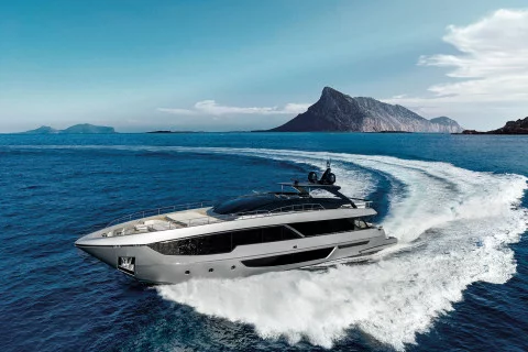 Riva 102´ Corsaro Super Exterior (img-24)