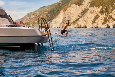 Riva 102´ Corsaro Super Exterior (img-10)