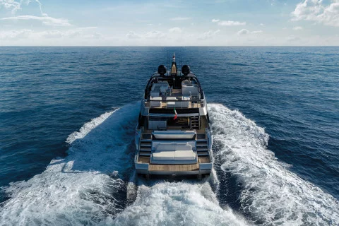 Riva 102´ Corsaro Super Exterior (img-2)