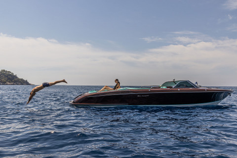 Riva Anniversario - Limited 1 of 18 Extérieur (img-15)