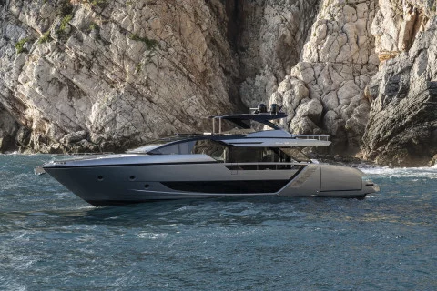 Riva 82´ Diva Exterior (img-9)