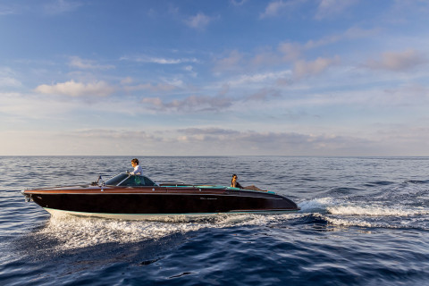 Riva Anniversario - Limited 1 of 18 Extérieur (img-14)