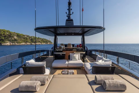 Pershing GTX 116 Exterior (img-7)