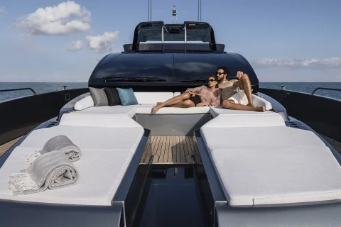 Riva 82´ Diva Exterior (img-5)