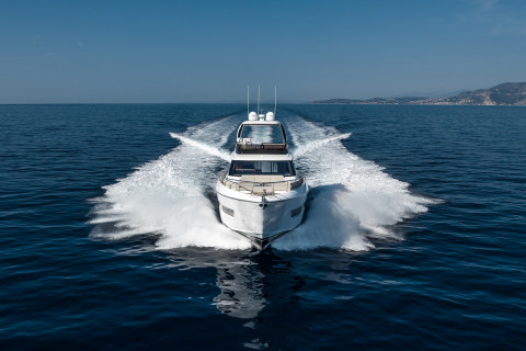 Ferretti 670 New Exterior (img-9)