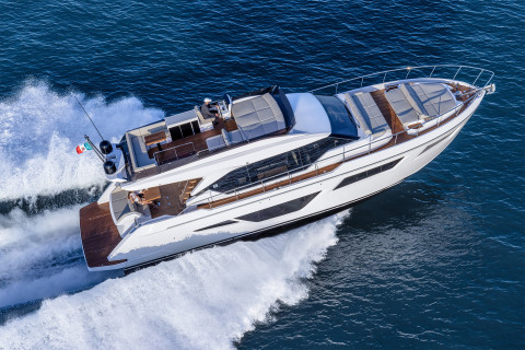 Ferretti 580 Exterior (img-1)