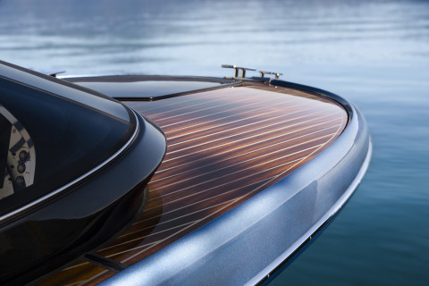 Riva El-Iseo Exterior (img-1)