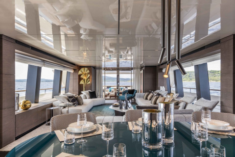 Custom Line Navetta 42 Exterior (img-24)