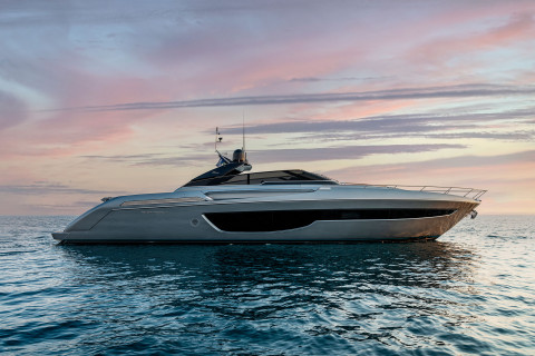 Riva 76' Bahamas Super Exterior (img-1)