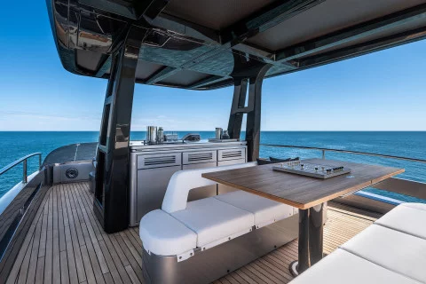 Pershing GTX 80 Exterior (img-22)