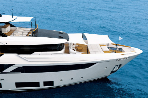 Custom Line Navetta 38 New Exterior (img-15)