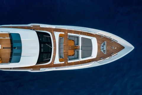 Custom Line Saetta 140' Exterior (img-29)