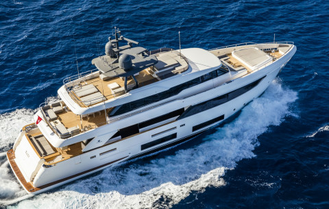 Custom Line Navetta 33 Exterior (img-5)