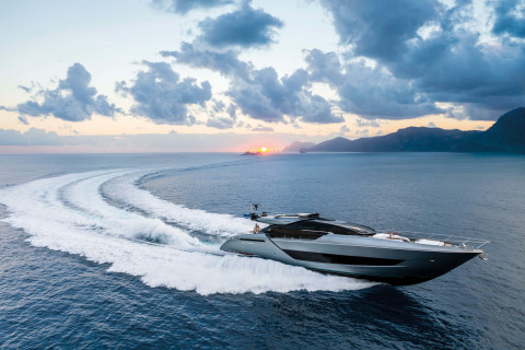 Riva 88' Folgore Exterior (img-2)