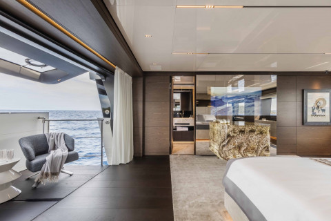 Custom Line Navetta 42 Exterior (img-29)