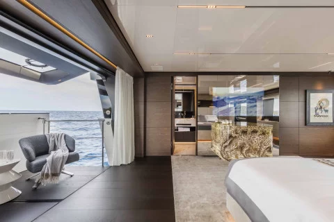 Custom Line Navetta 42 Exterior (img-29)