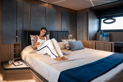 Pershing GTX 80 Exterior (img-6)