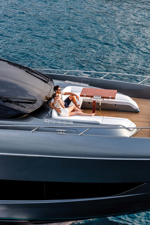 Riva 88' Folgore Exterior (img-13)