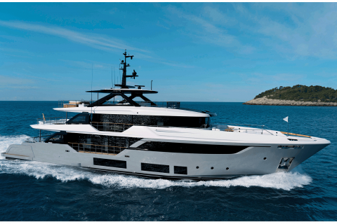 Custom Line Navetta 38 New Exterior (img-1)