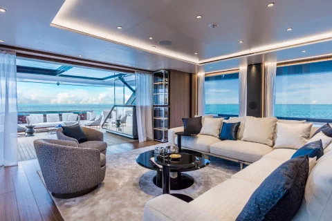 Custom Line Saetta 120´ Exterior (img-5)