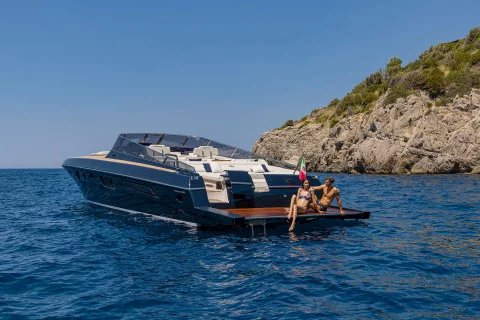 Itama 62RS Exterior (img-10)