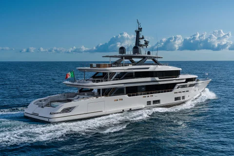 Custom Line 50 New Exterior (img-4)