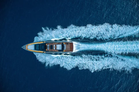 Pershing GTX 80 Exterior (img-3)