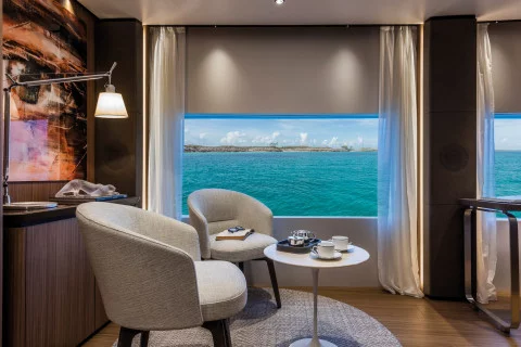 Custom Line Saetta 120´ Exterior (img-10)