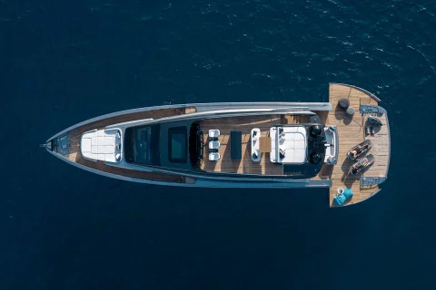 Pershing GTX 80 Exterior (img-2)