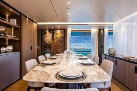 Custom Line Saetta 120´ Exterior (img-8)