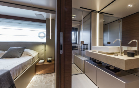 Custom Line Navetta 33 Exterior (img-14)