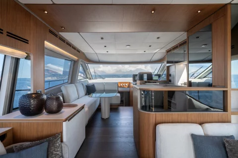 Ferretti 670 Exterior (img-2)