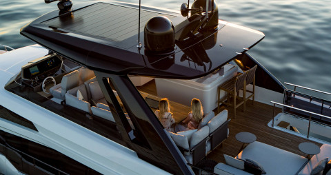 Ferretti 780 Exterior (img-6)