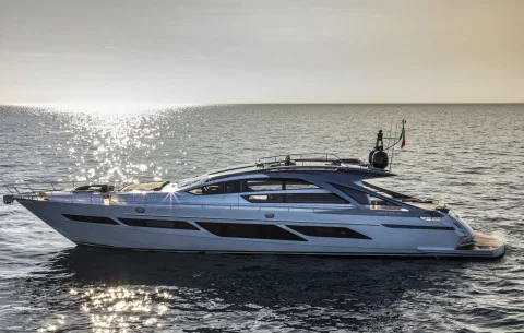 Pershing 9x Exterior (img-1)