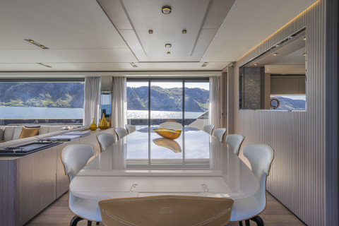 Ferretti 1000 Exterior (img-2)