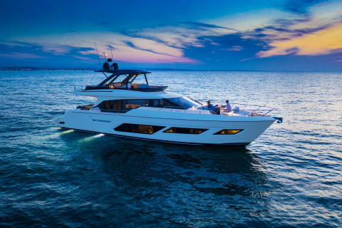 Ferretti 720 Exterior (img-26)