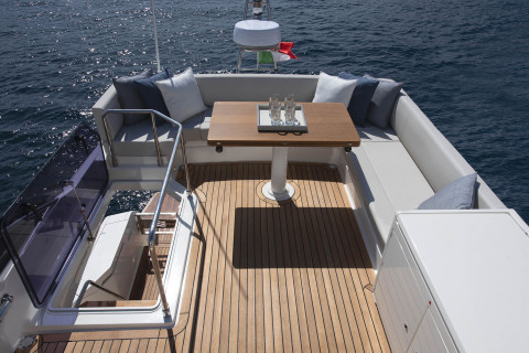 Ferretti 500 Exterior (img-10)