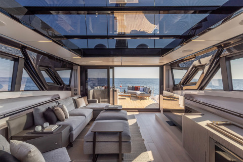 Ferretti 1000 SKYDECK Exterior (img-4)