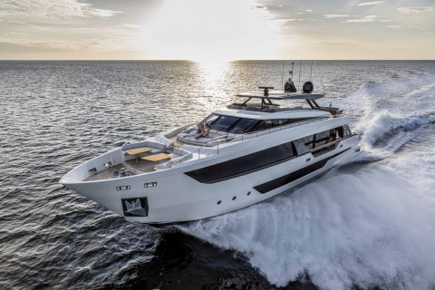 Ferretti 1000 Exterior (img-9)