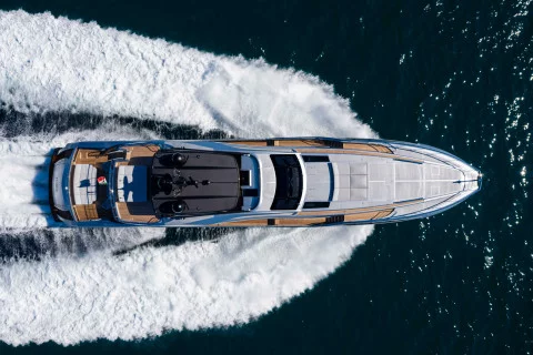 Pershing 140 Exterior (img-4)