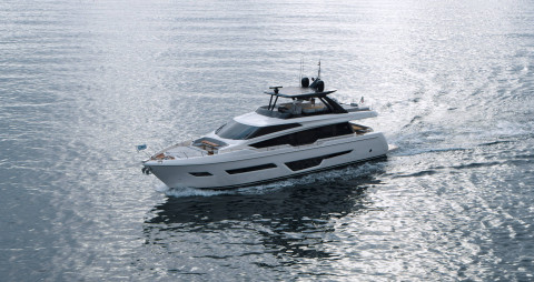 Ferretti 780 Exterior (img-13)