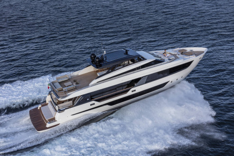 Ferretti 1000 Exterior (img-4)