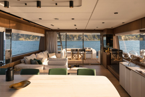 Ferretti 780 Exterior (img-33)