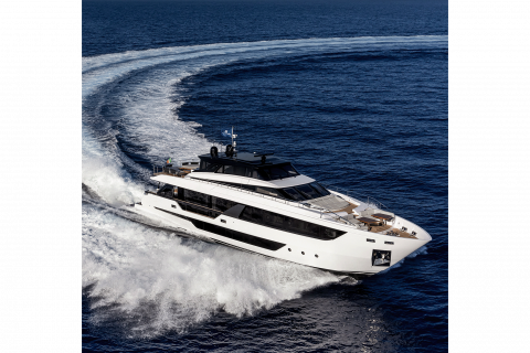 Ferretti 1000 SKYDECK Exterior (img-3)