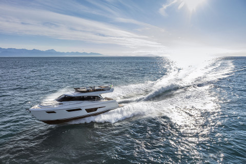 Ferretti 500 Exterior (img-12)