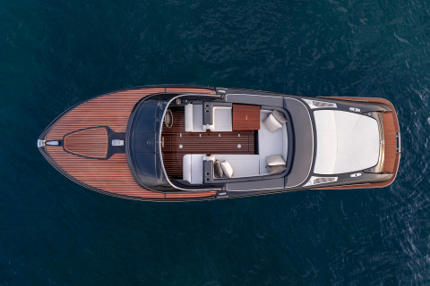 Riva Iseo Super New Exterior (img-3)