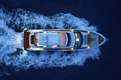 Ferretti 670 Exterior (img-8)