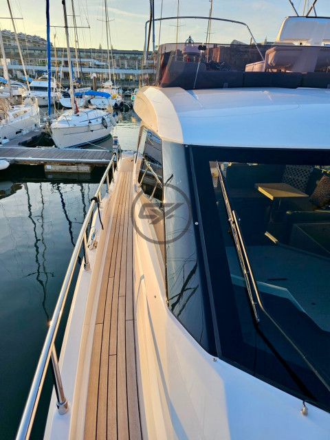 Ferretti 500 Exterior (img-6)