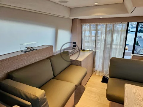 Ferretti 500 Exterior (img-22)